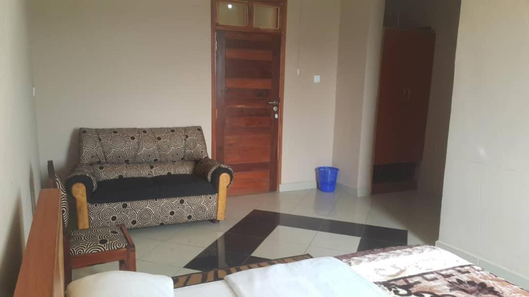 Anmut Hostel Lushoto Exterior photo